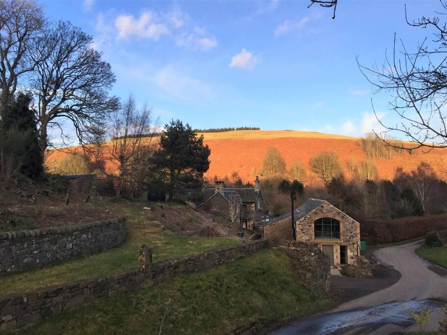 Woodmill Arches - Designer Barn Conversion For Two Apartment Lindores Exterior foto